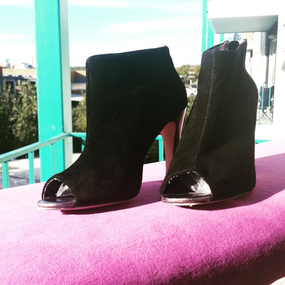 Julie Hough Shoes - JULIE HOUGH Boots SIZE 8